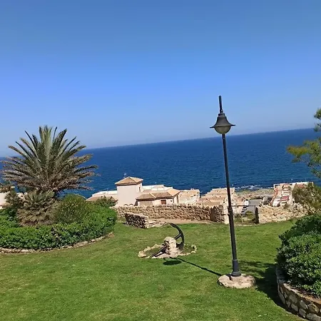 Lägenhet Only 250m From The Locos