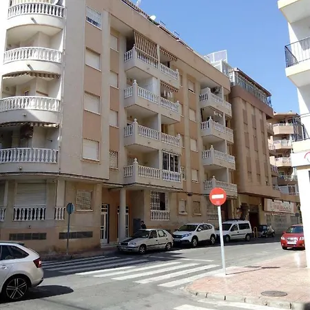 Lägenhet Only 250m From The Locos Torrevieja